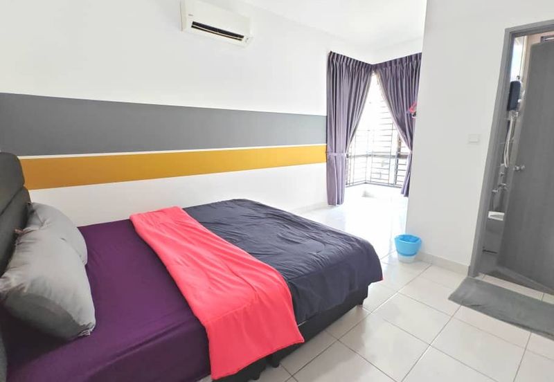 Desa Palma, Nasa City