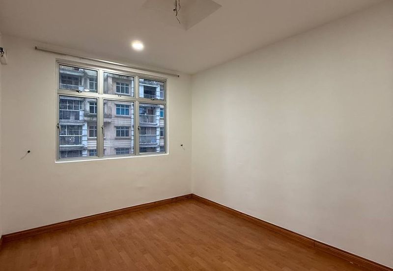 Villa Krystal, Bandar Selesa Jaya