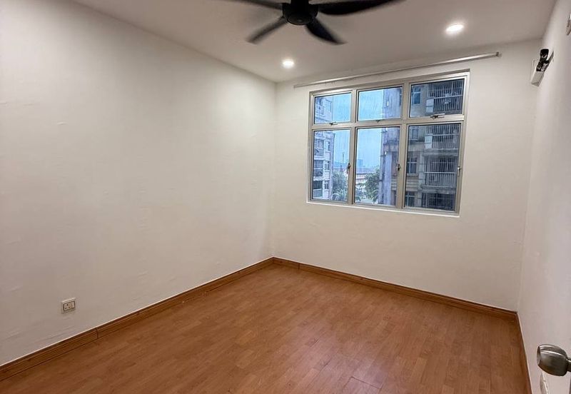 Villa Krystal, Bandar Selesa Jaya