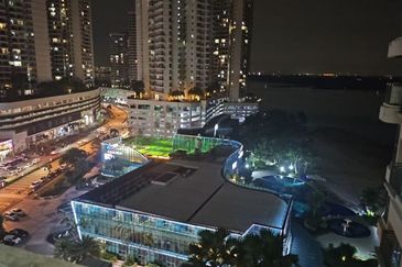 Royal Strand @ Country Garden Danga Bay