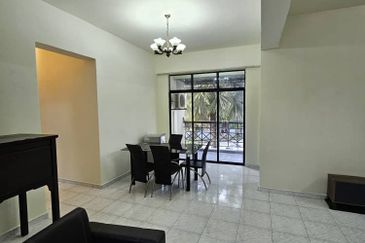 Mewah View Luxurious Apartments