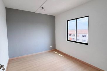 Flat Tasek 64, Bandar Baru Seri Alam