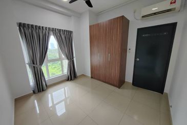 Seasons Luxury Apartments @ Amara Larkin