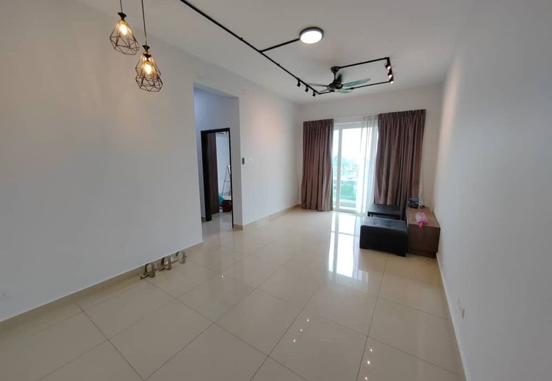 Seasons Luxury Apartments @ Amara Larkin