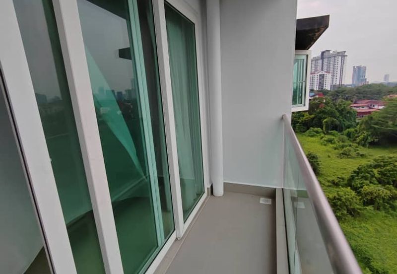 Seasons Luxury Apartments @ Amara Larkin