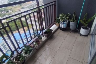 SKS Habitat Apartment, Larkin