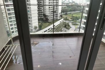 Bay Laurel @ Country Garden Danga Bay