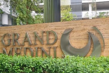Grand Medini