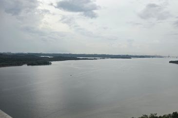 Puteri Cove Residences