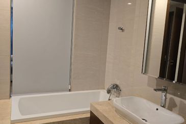 Puteri Cove Residences