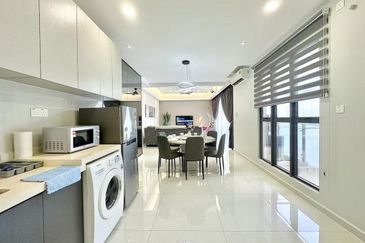 Royal Strand @ Country Garden Danga Bay