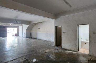 Taman Gemilang Kulaijaya Shoplot For Rent