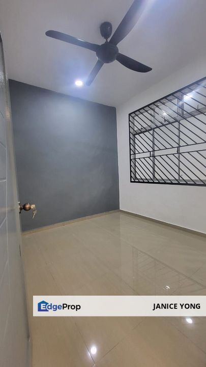 Taman Universiti Skudai Terrace House For Sale, Johor, Skudai