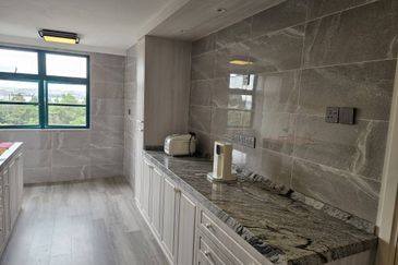 Elita @ The Straits View Condominium