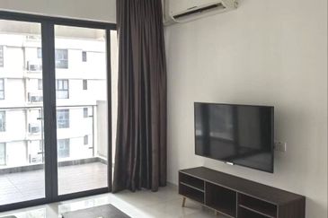 Baypoint @ Country Garden Danga Bay