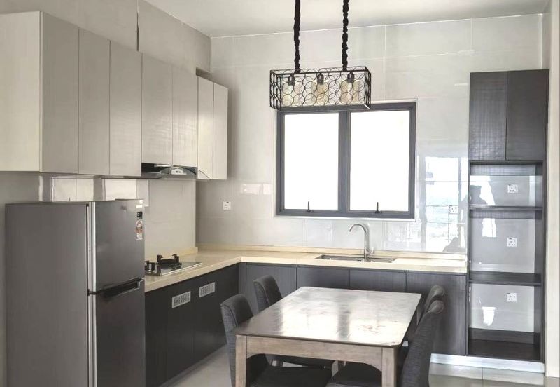 Baypoint @ Country Garden Danga Bay