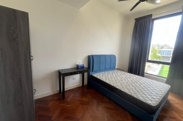 Avira Medini Iskandar Terrace House For Rent