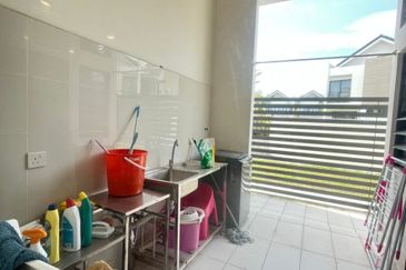 Avira Medini Iskandar Terrace House For Rent