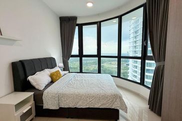 The M @ Medini Macrolink