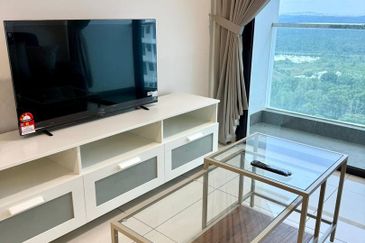 The M @ Medini Macrolink