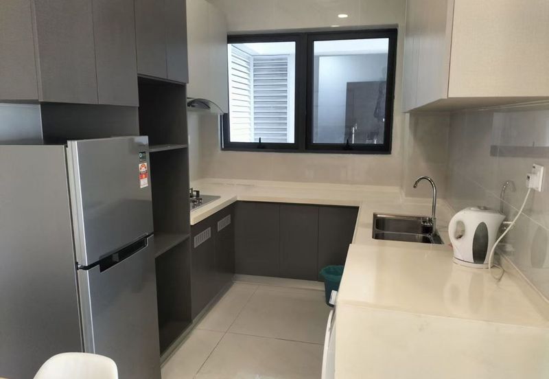 Baypoint @ Country Garden Danga Bay