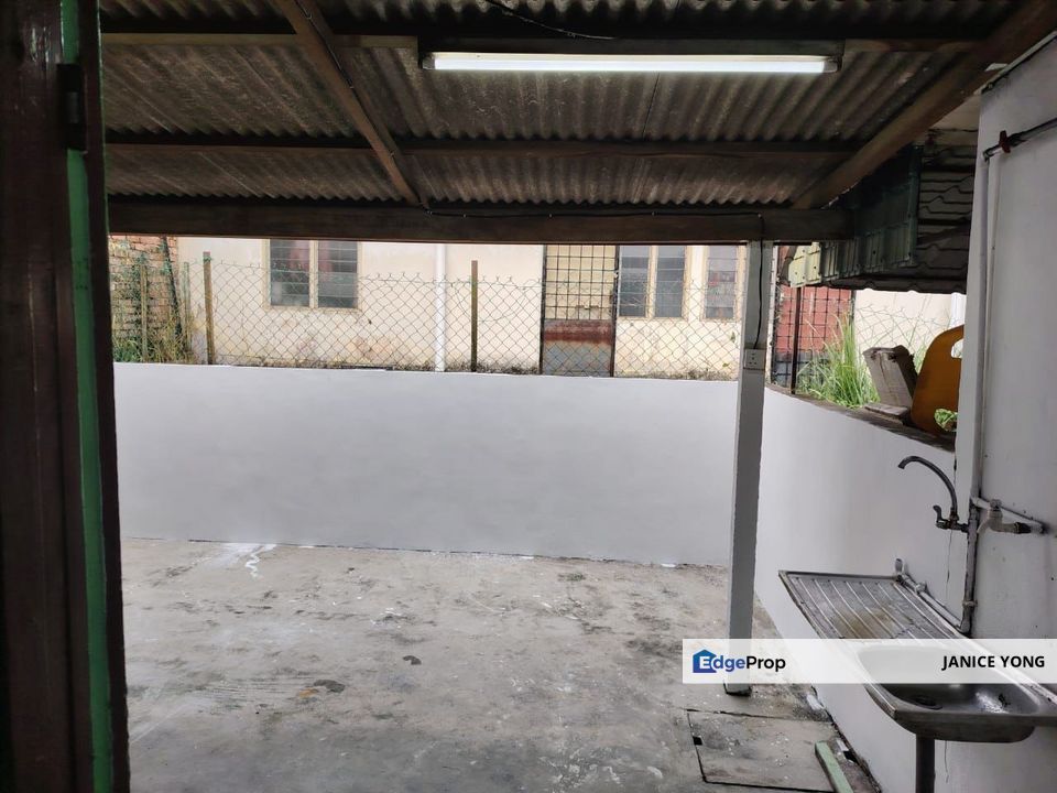 Taman Universiti Skudai Terrace House For Rent, Johor, Skudai