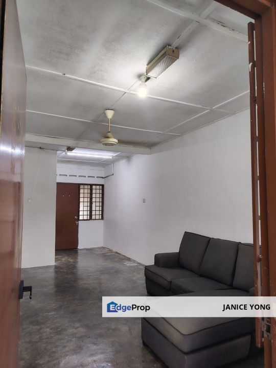 Taman Universiti Skudai Terrace House For Rent, Johor, Skudai