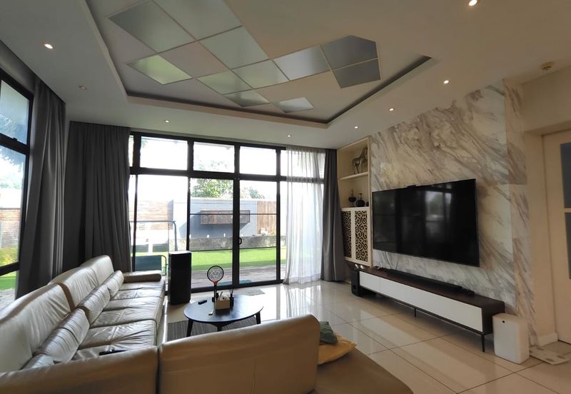 The Straits View Residences