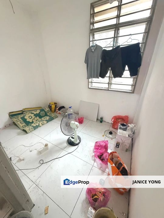 Taman Impian Emas Skudai Flat For Sale, Johor, Skudai