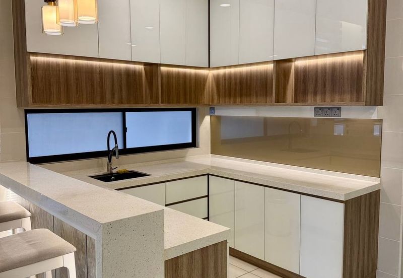 The Canal Garden South, Horizon Hills