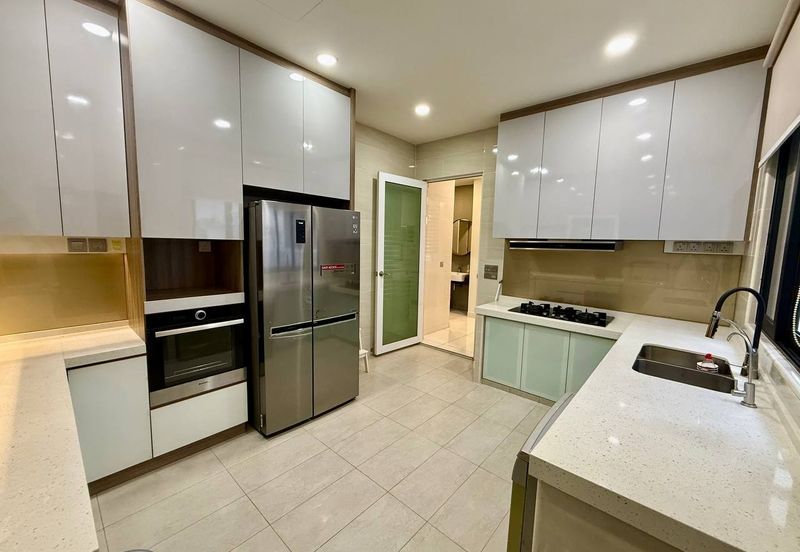 The Canal Garden South, Horizon Hills