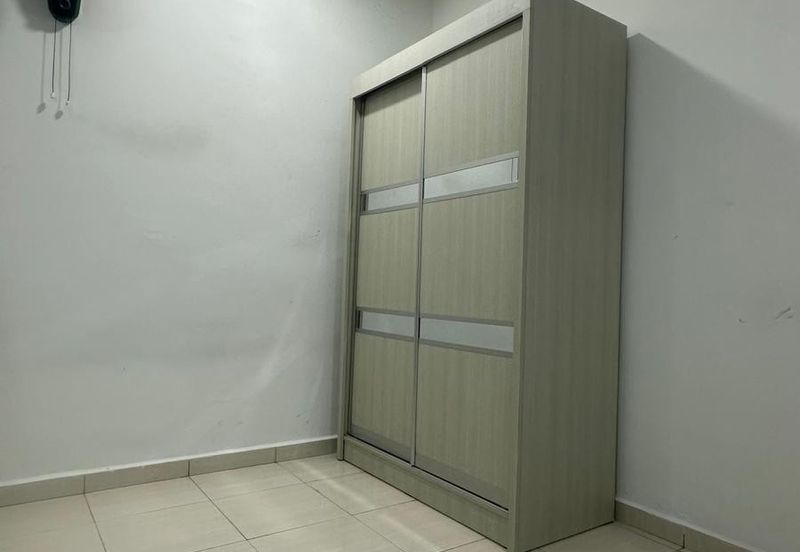 Bangunan Duta Impian (The Embassy Suites)