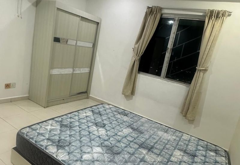 Bangunan Duta Impian (The Embassy Suites)