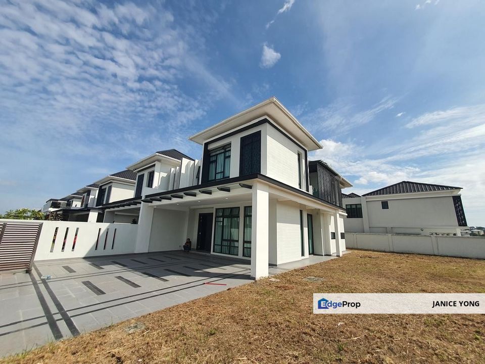 Alocasia Taman Setia Tropika Semi D House For Rent, Johor, Setia Tropika