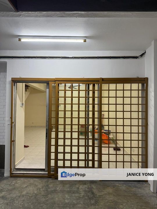 Bandar Baru Permas Jaya Terrace House For Rent, Johor, Permas Jaya/Senibong