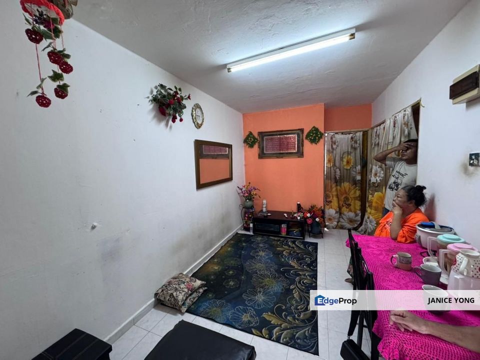 Taman Putri Kulai Flat Kulai For Sale, Johor, Kulai