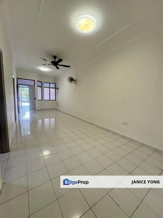 Taman Senai Utama, Senai Terrace House For Rent, Johor, Senai