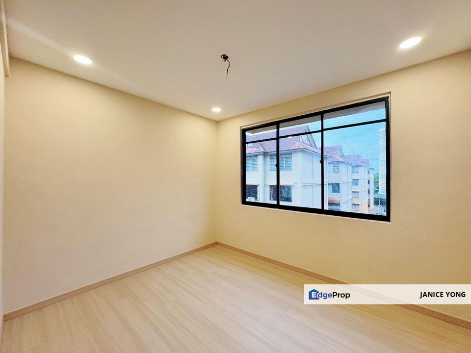 Taman Daya Jalan Nibong 28 @ Flat For Sale, Johor, Johor Bahru