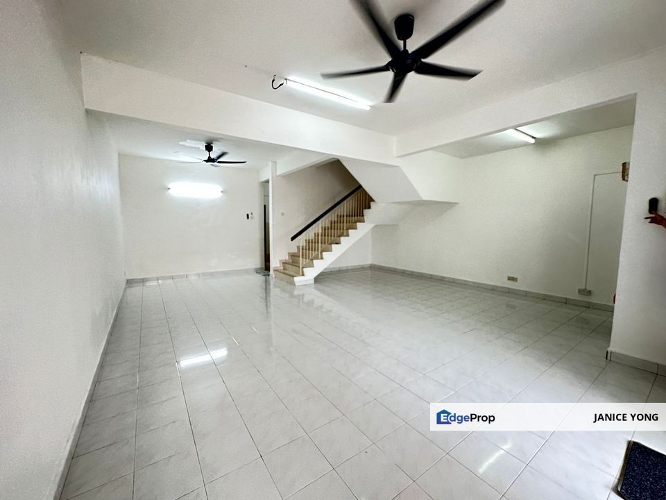 Bandar Indahpura Kulai Terrace House For Rent, Johor, Kulai