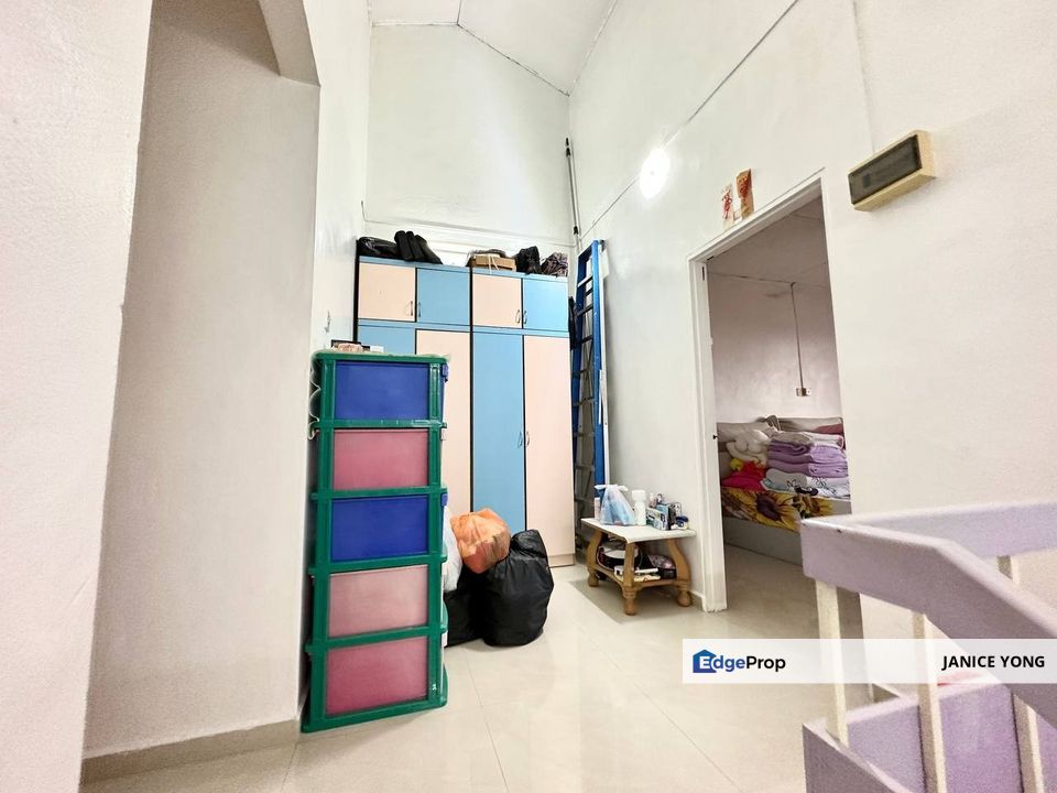 Taman Universiti Skudai Terrace House For Sale, Johor, Skudai