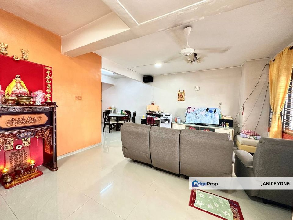 Taman Universiti Skudai Terrace House For Sale, Johor, Skudai