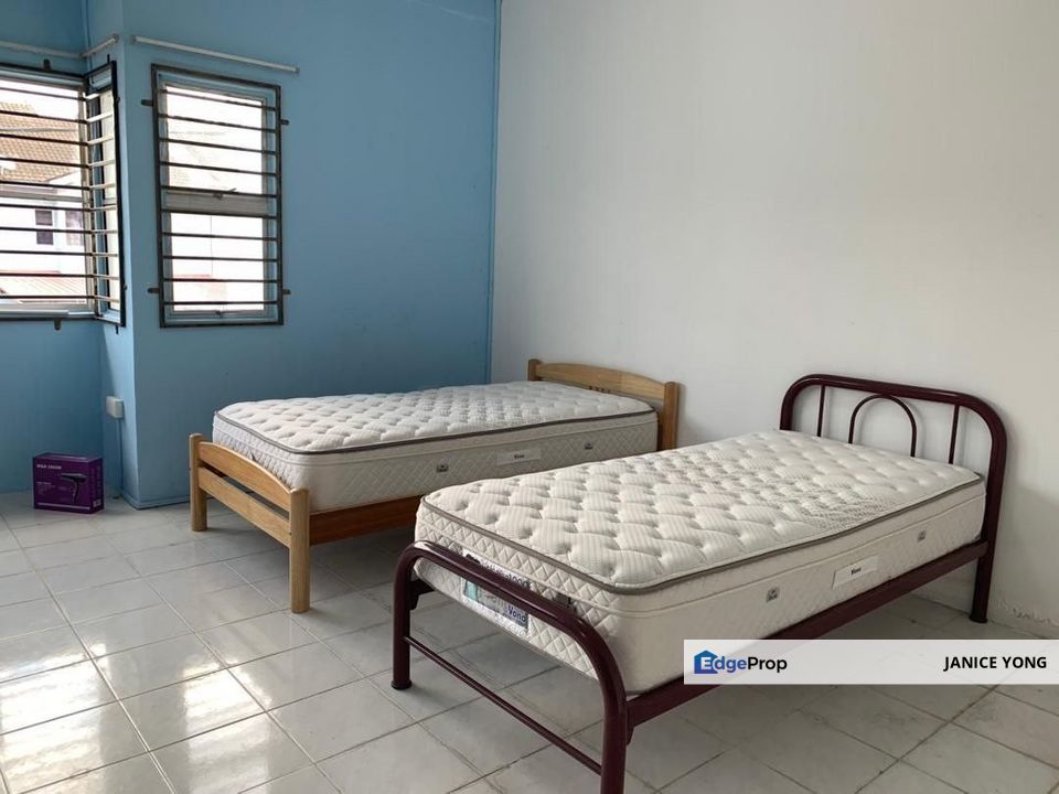 Taman Putri Kulai Terrace House For Rent, Johor, Kulai