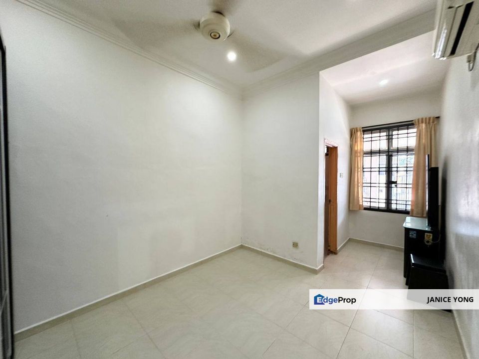 Taman Nusa Bestari Skudai Terrace House For Rent, Johor, Skudai