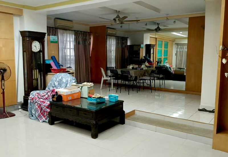 Taman Idaman Villas Cheras 2.5 Storey House For Sale