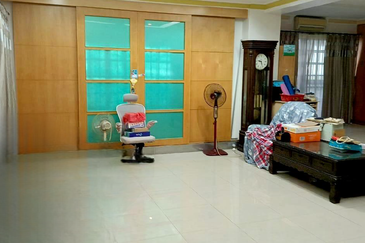 Taman Idaman Villas Cheras 2.5 Storey House For Sale