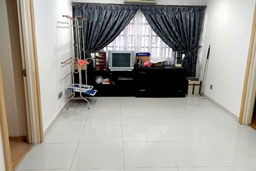 Taman Idaman Villas Cheras 2.5 Storey House For Sale