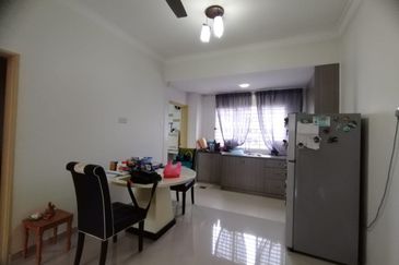 Taman D`Impian Tropika 2 Storey TownHouse For Sale @ Balakong
