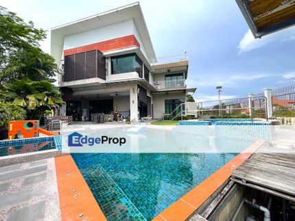 PALING CANTIK WITH POOL 2.5 Storey Bungalow House SS12 Subang Jaya Selangor Shah Alam, Selangor, Subang Jaya