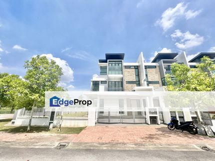 CORNER LOT Three 3 Storey Terrace House Superlink Anggun Kirana Setia Alam Shah Alam Selangor, Selangor, Setia Alam/Alam Nusantara
