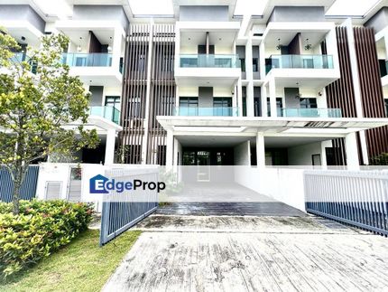 PRIVATE ROOFTOP POOL 3 Storey Terrace House Bandar Nusaputra Timur Puchong South Puchong Selangor, Selangor, Puchong South